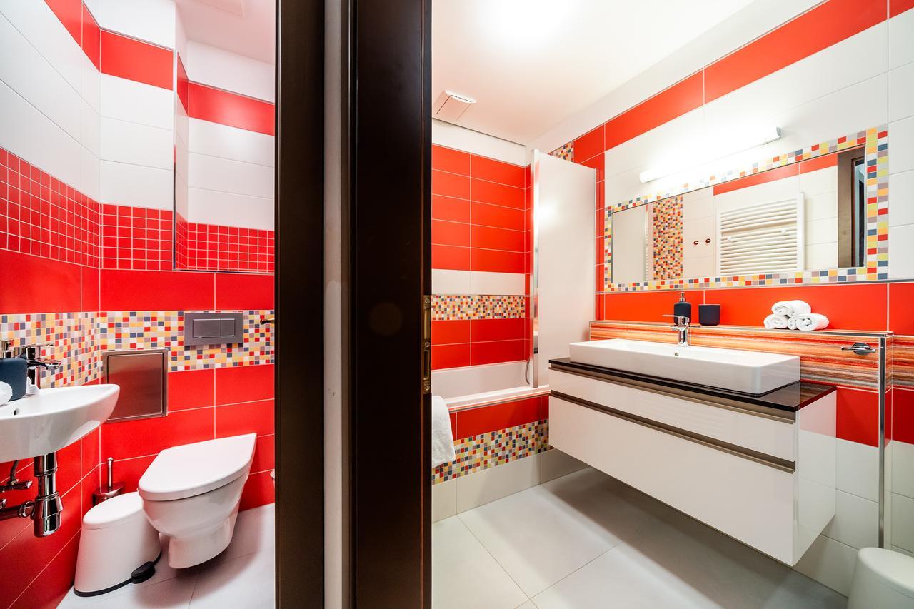 Unique Central Square Business Apt. Hradec Kralove Bagian luar foto
